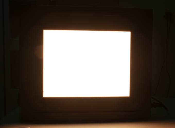 3nh CC3100 Standardowe pudełko świetlne z kolorową przeglądarką z temperaturą barwową 3100K do użycia w testowej transmisji z kamery