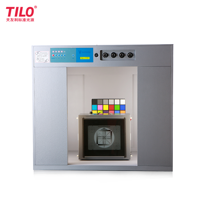 TILO VC (3) Kolorowe pole wyboru kamery z regulowanym oświetleniem Cztery źródła światła D65, A, TL84, CWF